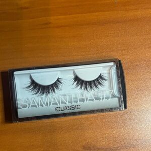 Samantha Classic Black False Eyelashes